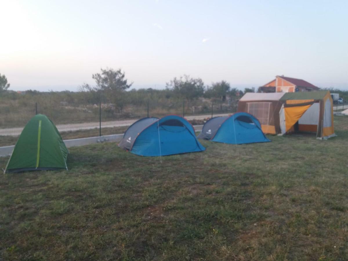 Camping Laste Hotel Smokovic Eksteriør billede